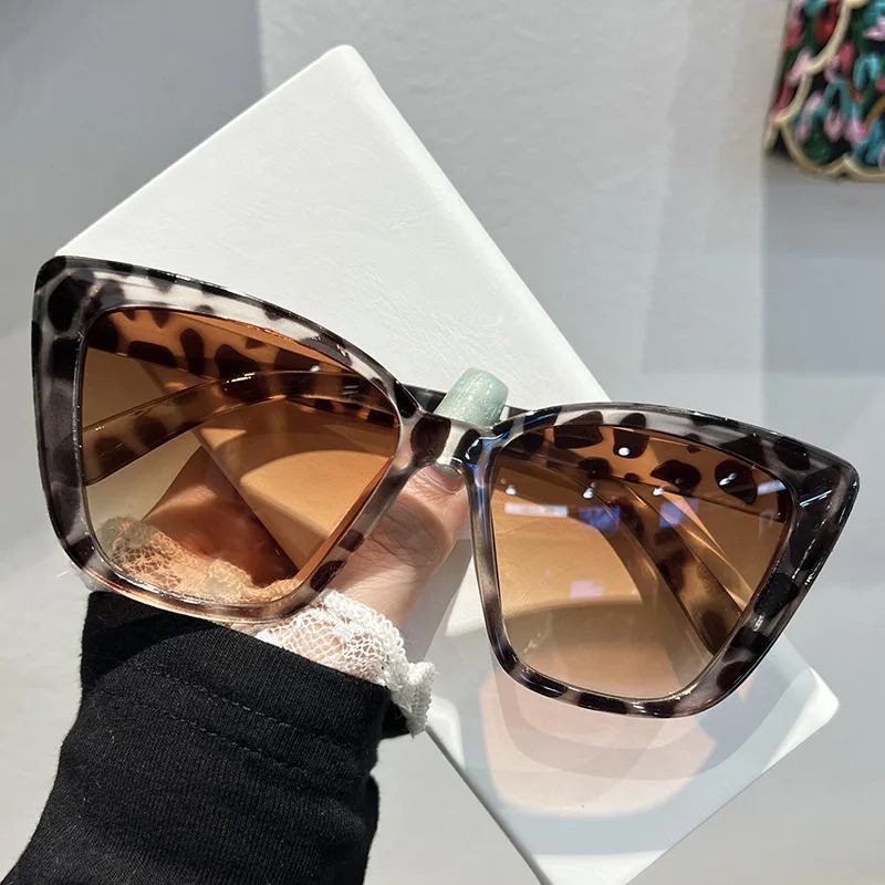 Trendy Cat Eye Sunglasses for  - مراجعة Sunglasses Cat Eye وسعره