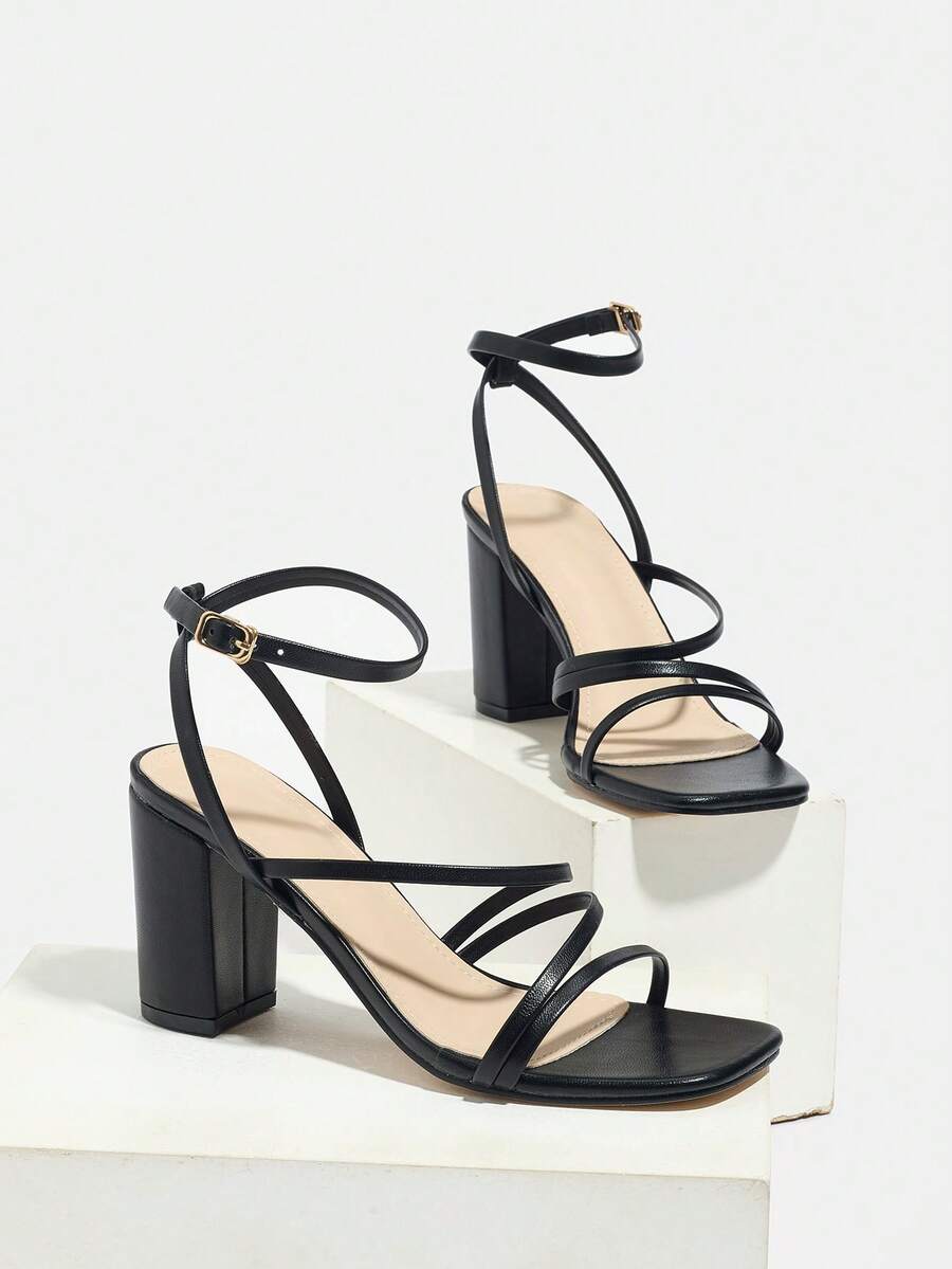 Black Strappy Square Toe Block - مراجعة Sandal Strappy Heeled وسعره